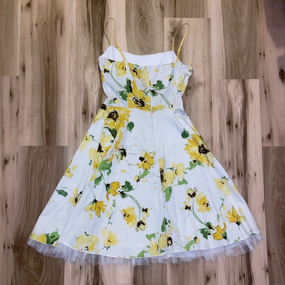 Ruby Rox Dress Size- 3 - Picture 2 of 7